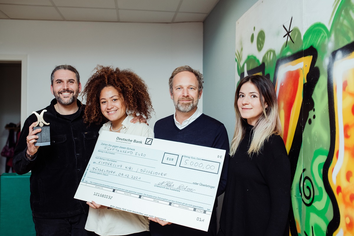 Wempe awards the Düsseldorf Volunteer Prize to the KIBI Kinderclub ...